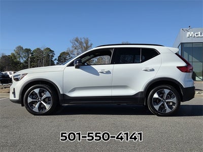 2025 Volvo XC40 B5 Plus Dark Theme