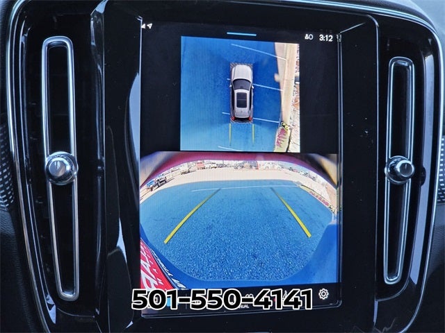 2025 Volvo XC40 B5 Plus Dark Theme