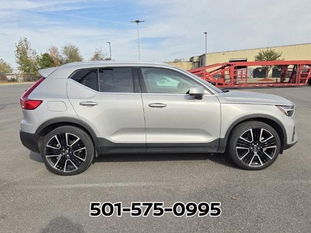 2024 Volvo XC40 Ultimate