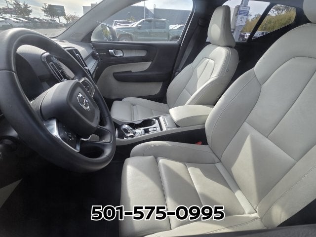 2024 Volvo XC40 Ultimate