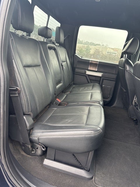 2022 Ford F-350SD Lariat