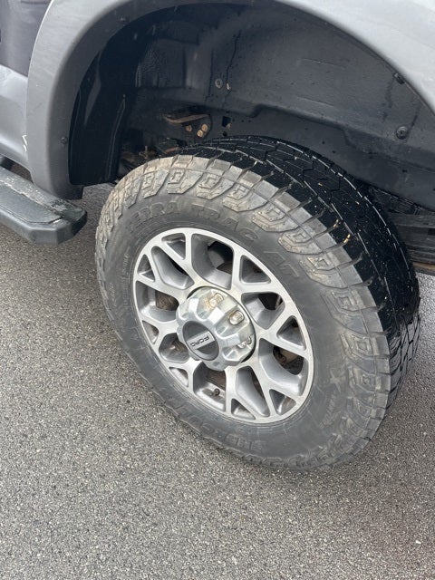 2022 Ford F-350SD Lariat