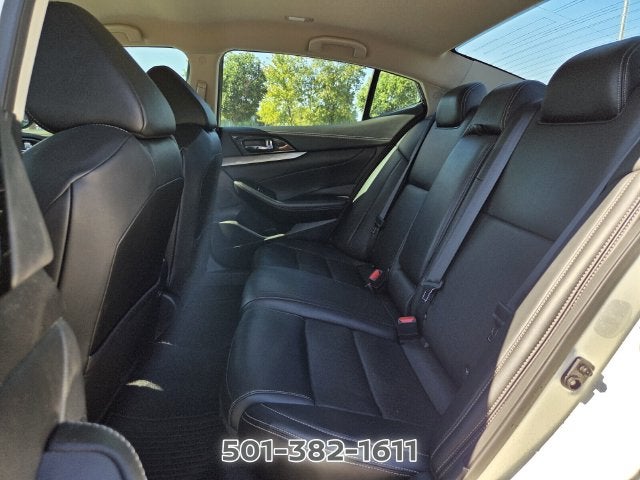 2022 Nissan Maxima SV