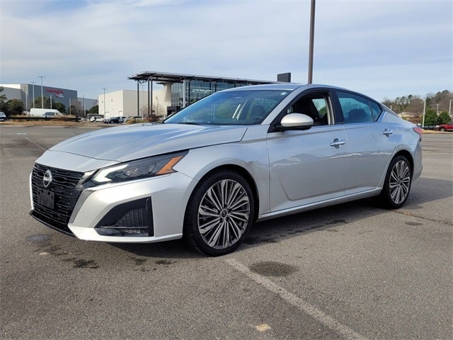 2023 Nissan Altima 2.5 SL