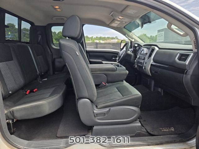 2017 Nissan Titan XD SV
