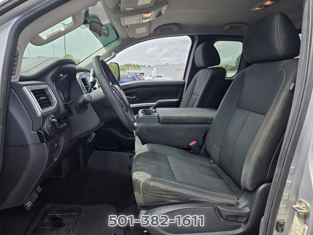 2017 Nissan Titan XD SV