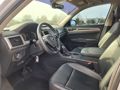 2019 Volkswagen Atlas 2.0T SE w/Technology w/Technology