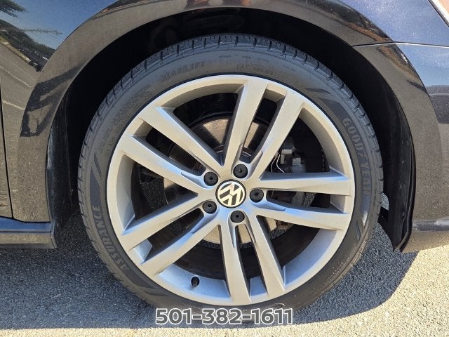2017 Volkswagen Passat 1.8T R-Line