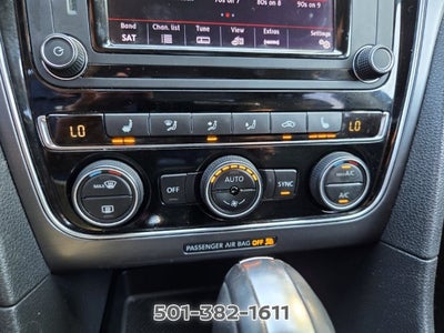 2017 Volkswagen Passat 1.8T R-Line