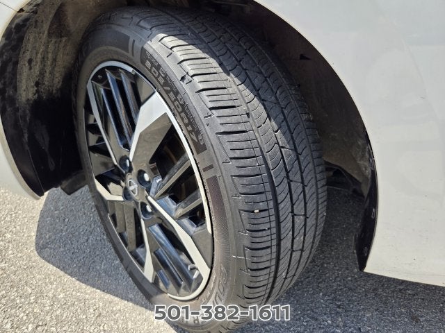 2024 Nissan Versa 1.6 SR