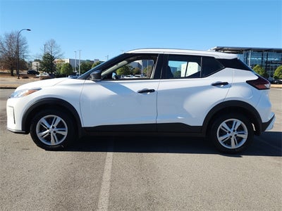 2025 Nissan Kicks Play S