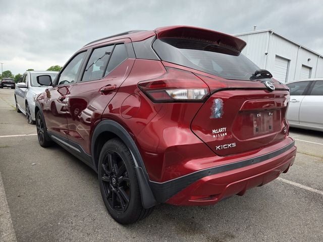 2021 Nissan Kicks SR