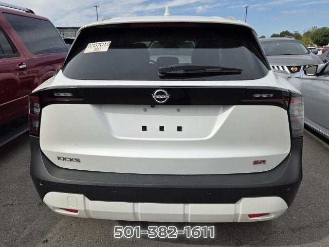 2025 Nissan Kicks SR
