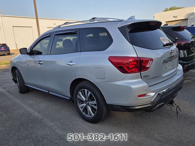 2020 Nissan Pathfinder SV