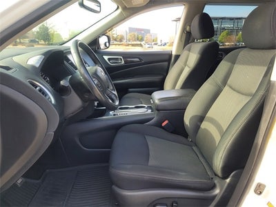 2019 Nissan Pathfinder SV