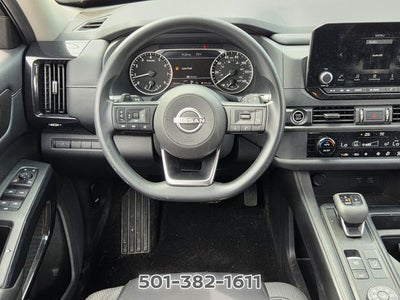 2024 Nissan Pathfinder S
