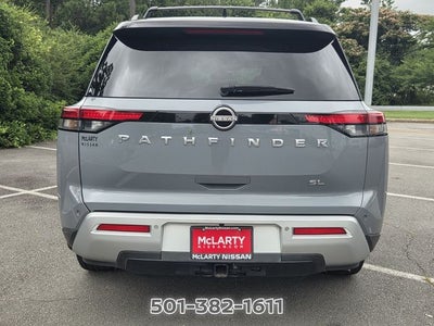 2022 Nissan Pathfinder SL
