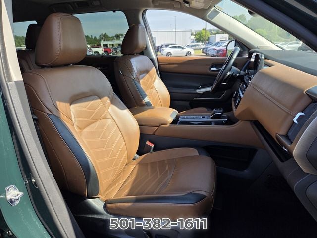 2022 Nissan Pathfinder Platinum