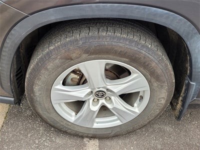 2021 Toyota Highlander LE