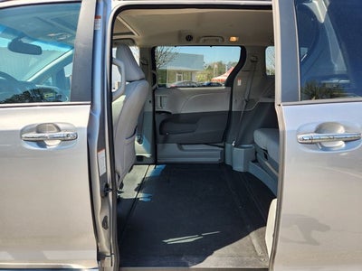 2017 Toyota Sienna L Handicap Lift Handicap Lift