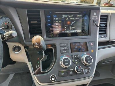 2017 Toyota Sienna L Handicap Lift Handicap Lift