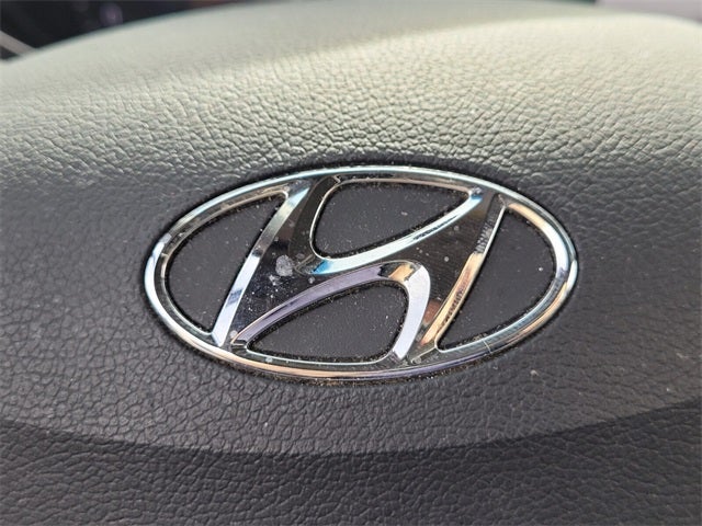 2017 Hyundai Veloster Base