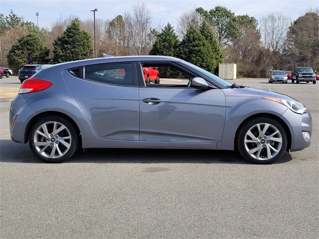 2017 Hyundai Veloster Base