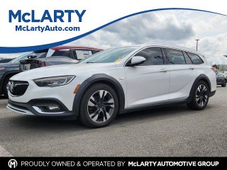 2019 Buick Regal TourX Essence