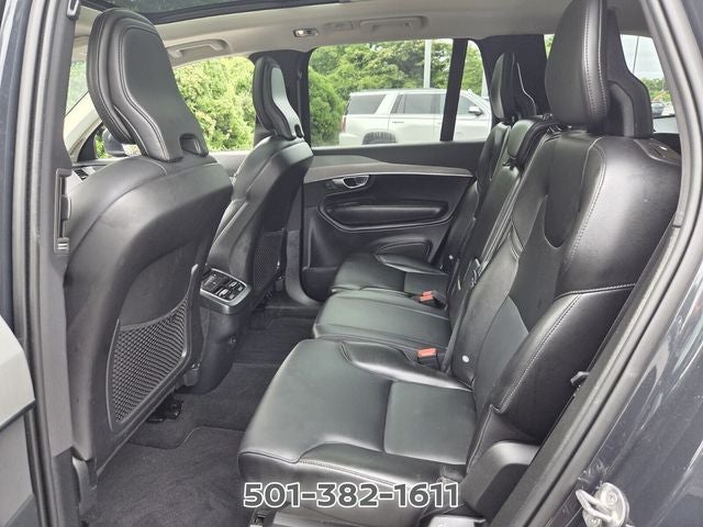 2022 Volvo XC90 T5 Momentum