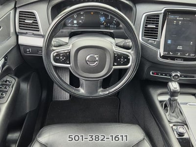 2022 Volvo XC90 T5 Momentum