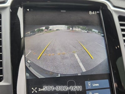 2022 Volvo XC90 T5 Momentum