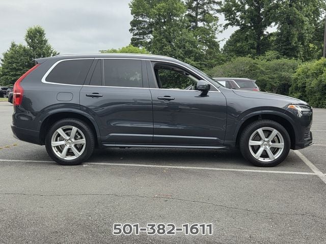 2022 Volvo XC90 T5 Momentum