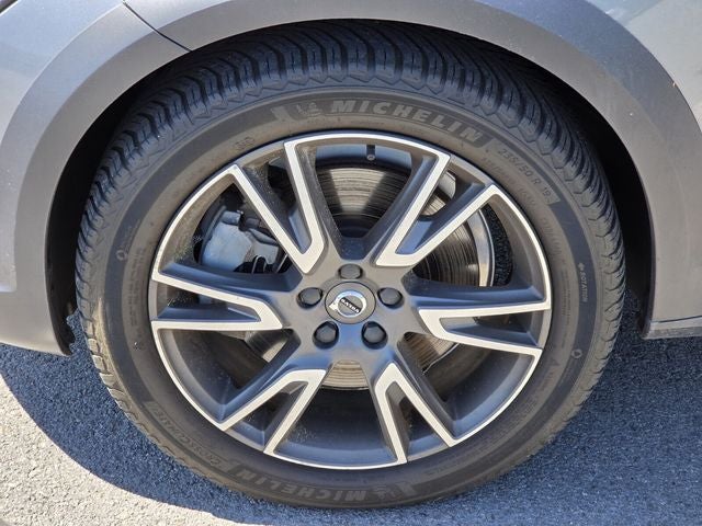 2017 Volvo V90 Cross Country T6 AWD