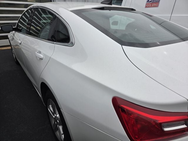 2021 Chevrolet Malibu LS 1FL