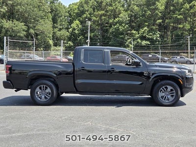 2025 Nissan Frontier SV