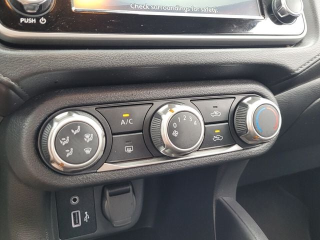 2024 Nissan Versa 1.6 S