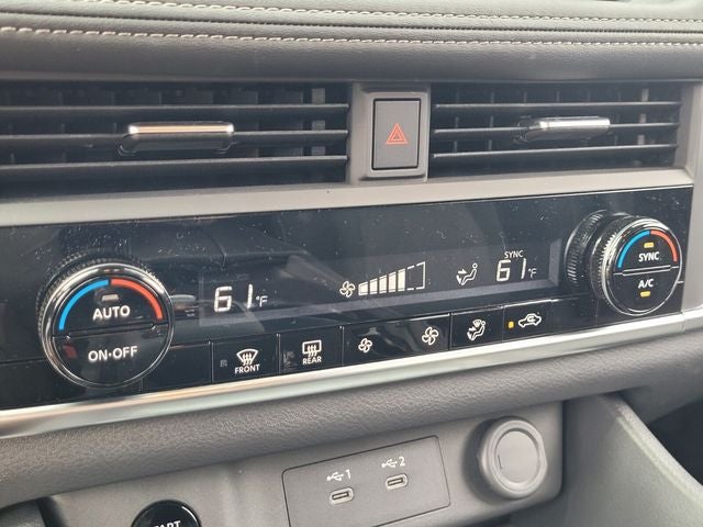 2025 Nissan Rogue SV