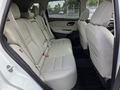 2022 Nissan Rogue SL