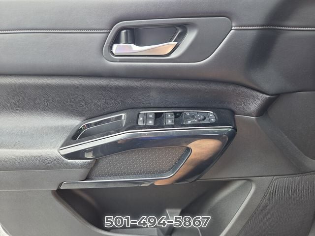 2022 Nissan Pathfinder S