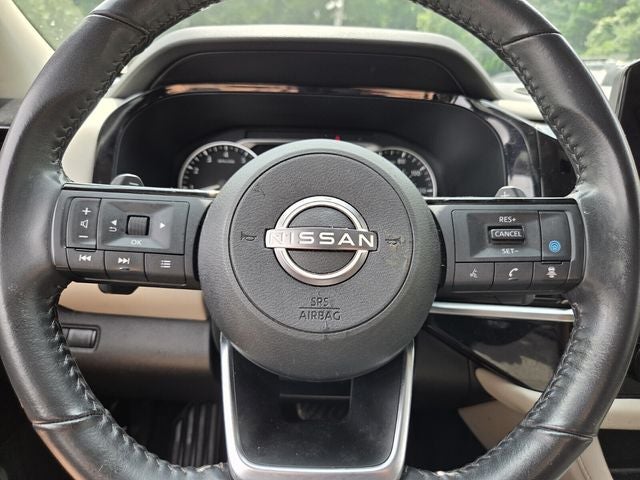 2023 Nissan Pathfinder SV