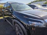 2023 Nissan Pathfinder SV
