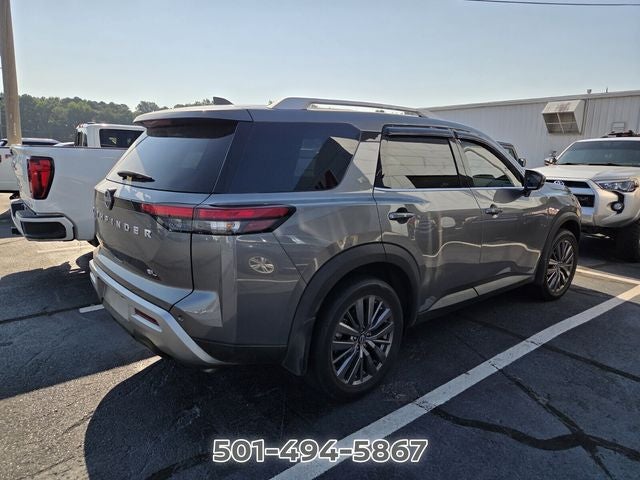 2024 Nissan Pathfinder SL
