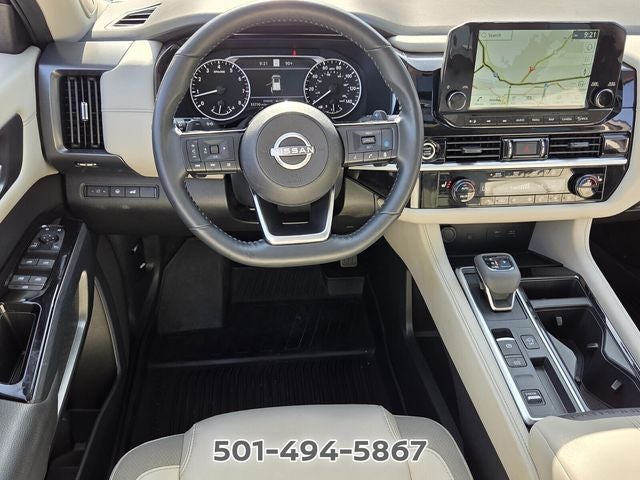 2024 Nissan Pathfinder SL