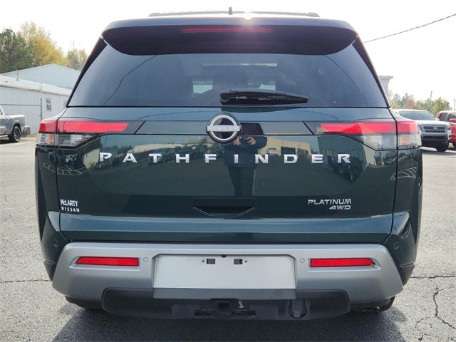 2024 Nissan Pathfinder Platinum