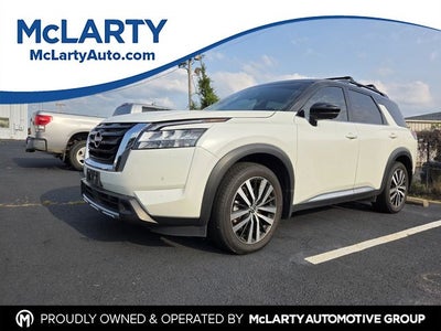 2024 Nissan Pathfinder Platinum