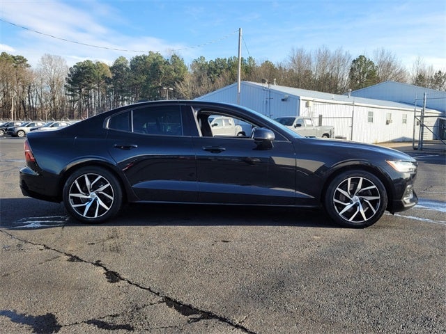 2019 Volvo S60 T5 Momentum