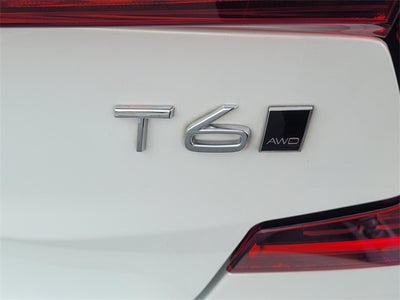 2020 Volvo S60 T6 Momentum