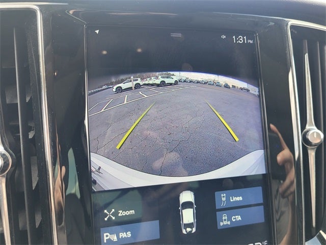 2020 Volvo S60 T6 Momentum