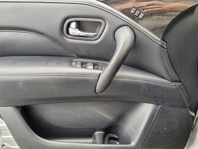 2022 INFINITI QX80 LUXE