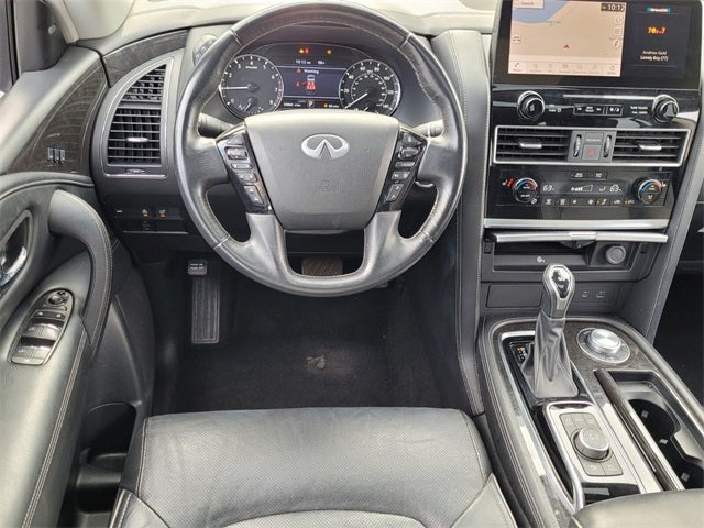 2022 INFINITI QX80 LUXE